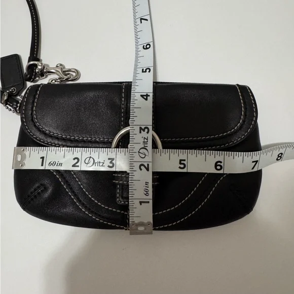 Coach Y2K SoHo Black Leather Silver Buckle Flap, Zip Clutch Wallet Wristlet - Picture 17 of 17